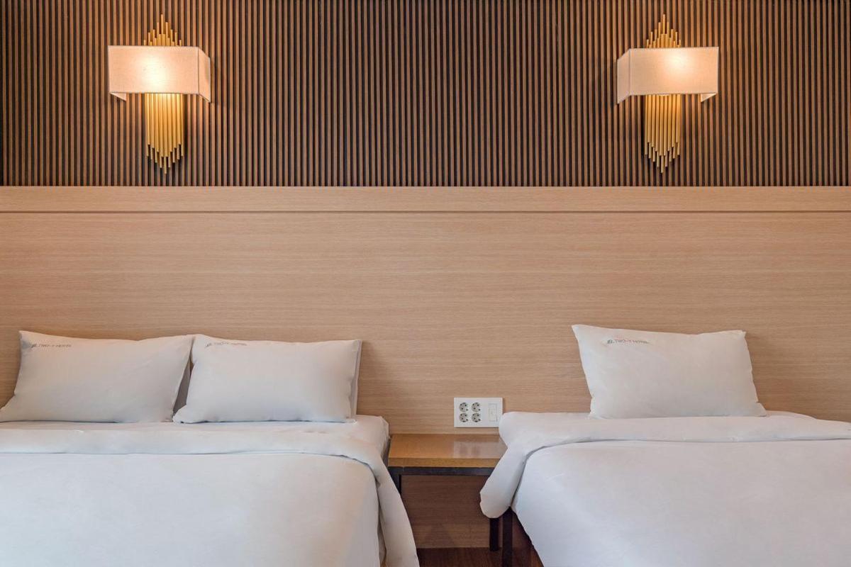 Two Y Hotel Yangyang Extérieur photo